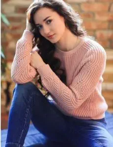 Elite escort service in Shastri Colony for home and hotel visits